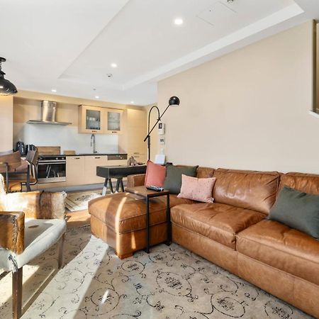 Marvelous Downtown Apartment Moments From Main Beach With Heated Pool, Gym And Parking Mount Maunganui Exterior foto