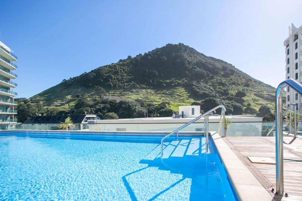 Marvelous Downtown Apartment Moments From Main Beach With Heated Pool, Gym And Parking Mount Maunganui Exterior foto