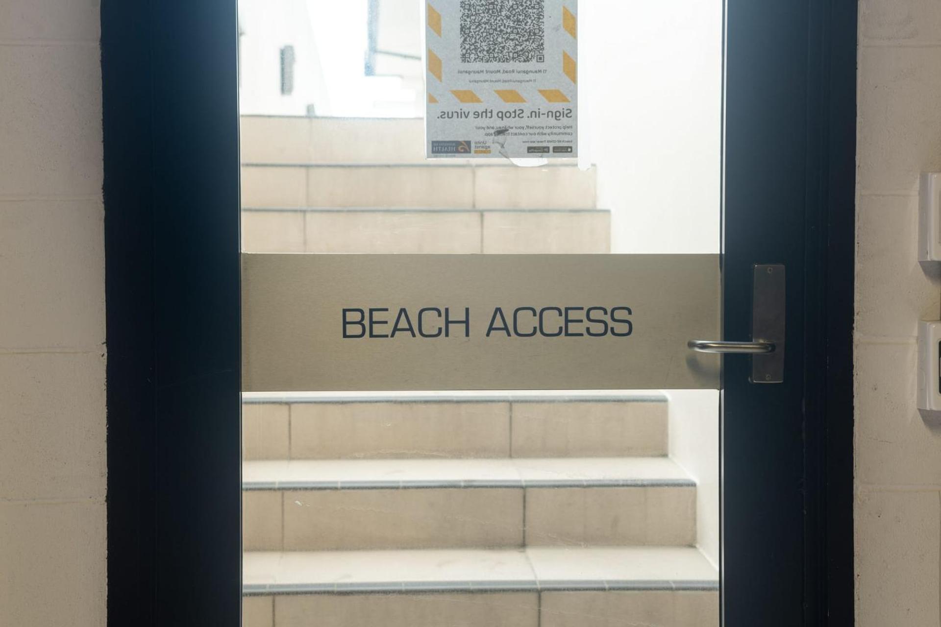 Marvelous Downtown Apartment Moments From Main Beach With Heated Pool, Gym And Parking Mount Maunganui Exterior foto